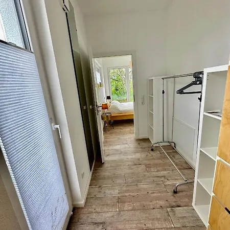 Auf Zwei Ebenen Mit Aussicht Ins Gruene Appartamento Stoccarda