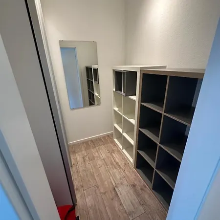 Appartamento Auf Zwei Ebenen Mit Aussicht Ins Gruene Stoccarda