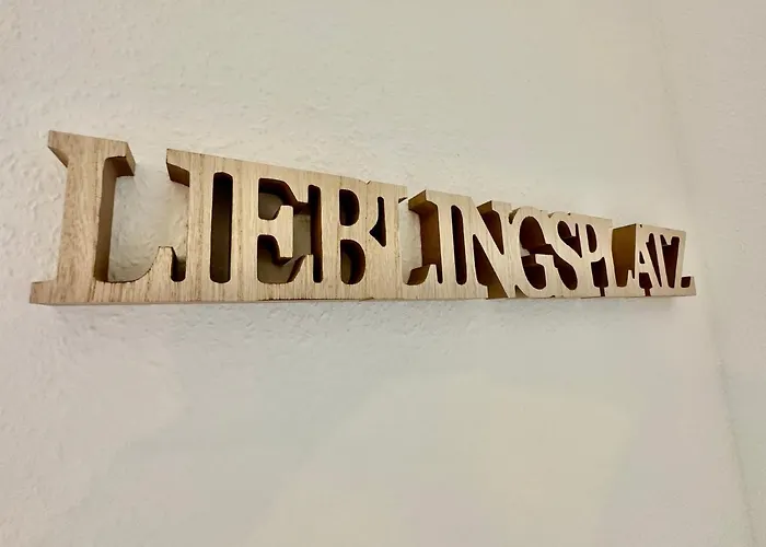 Apartman Auf Zwei Ebenen Mit Aussicht Ins Gruene Stuttgart