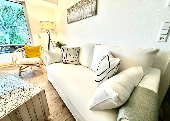 Auf Zwei Ebenen Mit Aussicht Ins Gruene * Stuttgart